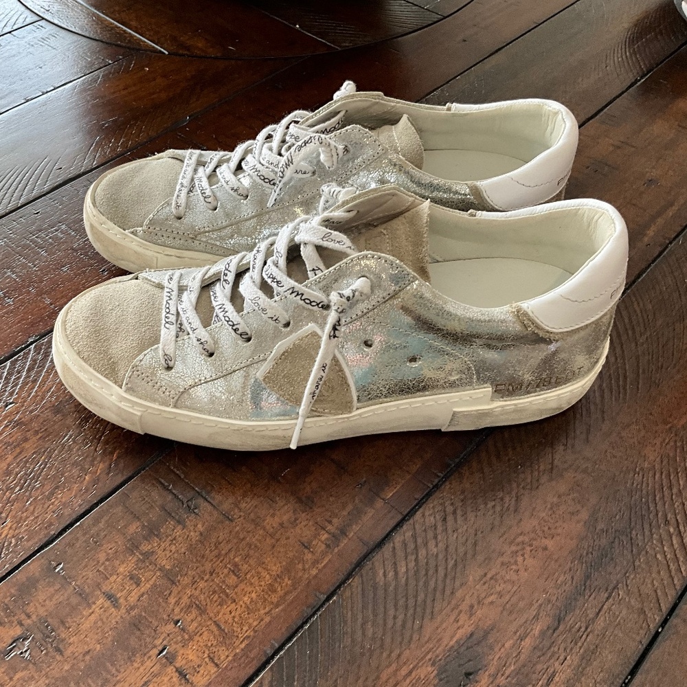 Phillipe Model sneakers